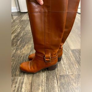 Bandolino Leather Boots
